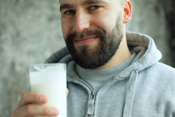 Bevi latte per aumentare la potenza